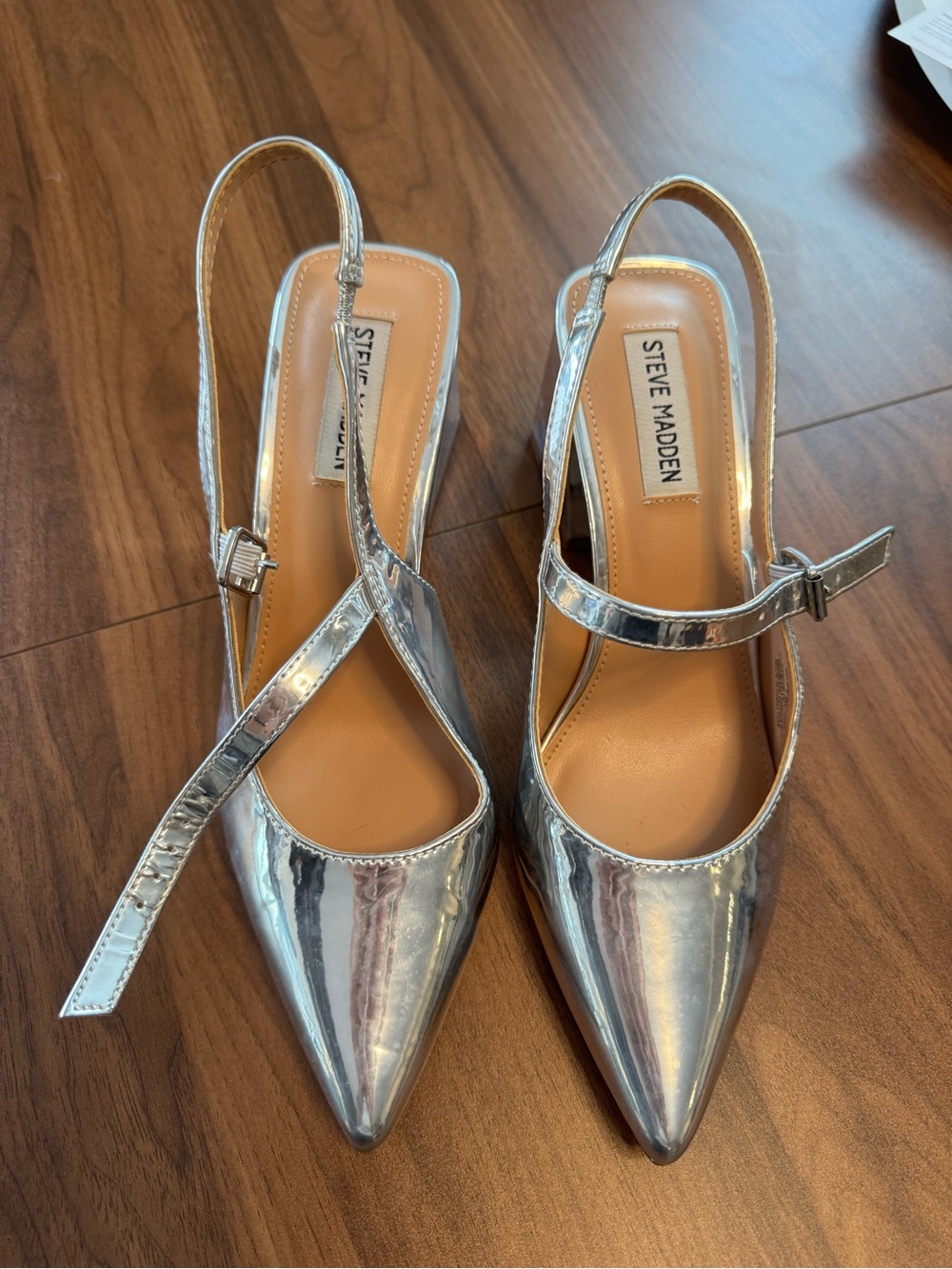 Steve Madden Silver Pointed Toe Slingback Pumps